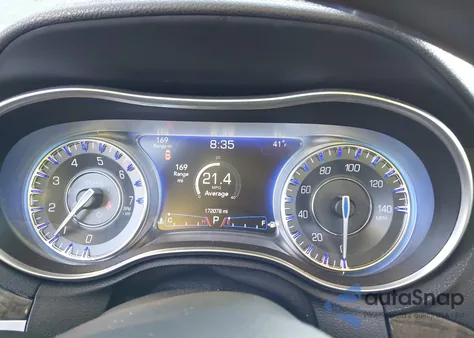 2016 Chrysler 300C from USA, damaged, VIN 2C3CCAEG5GH147733